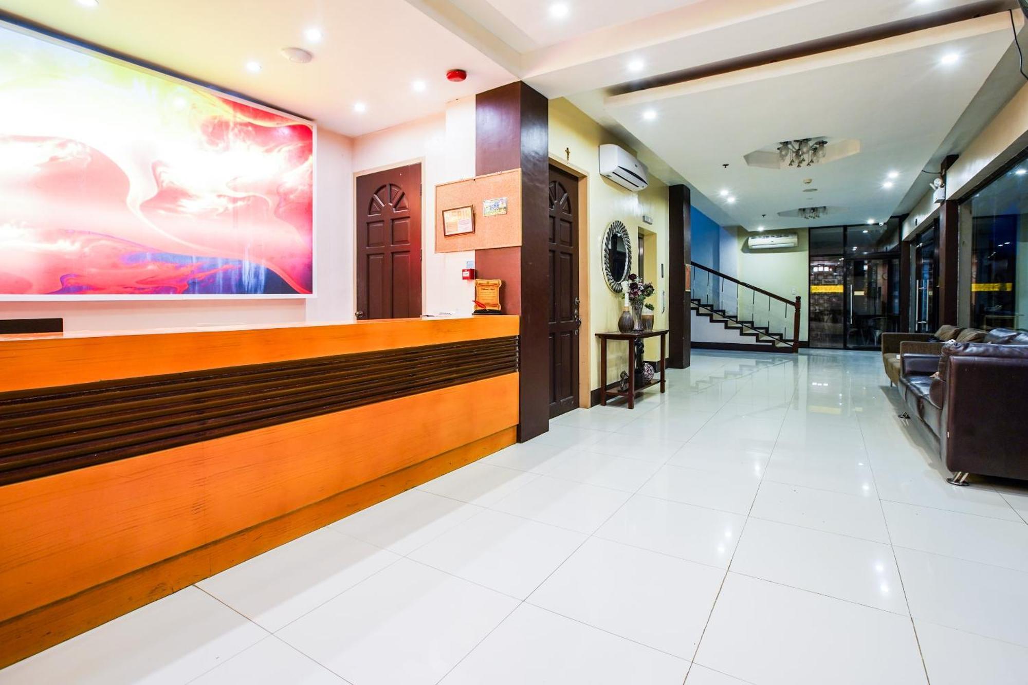 Oyo 236 Hotel Edmundo Pototan Luaran gambar